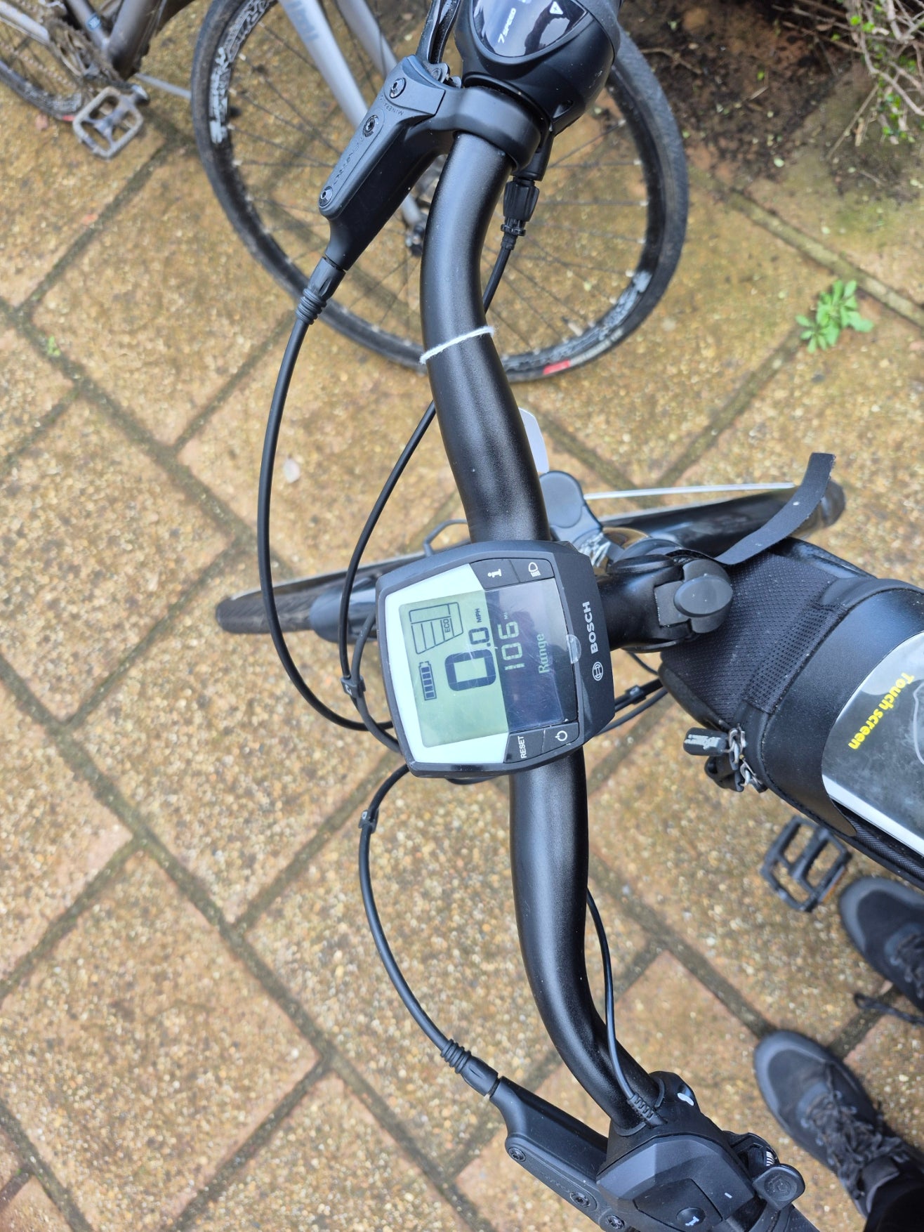 Raleigh Motus Grand Tour Hub (2020)