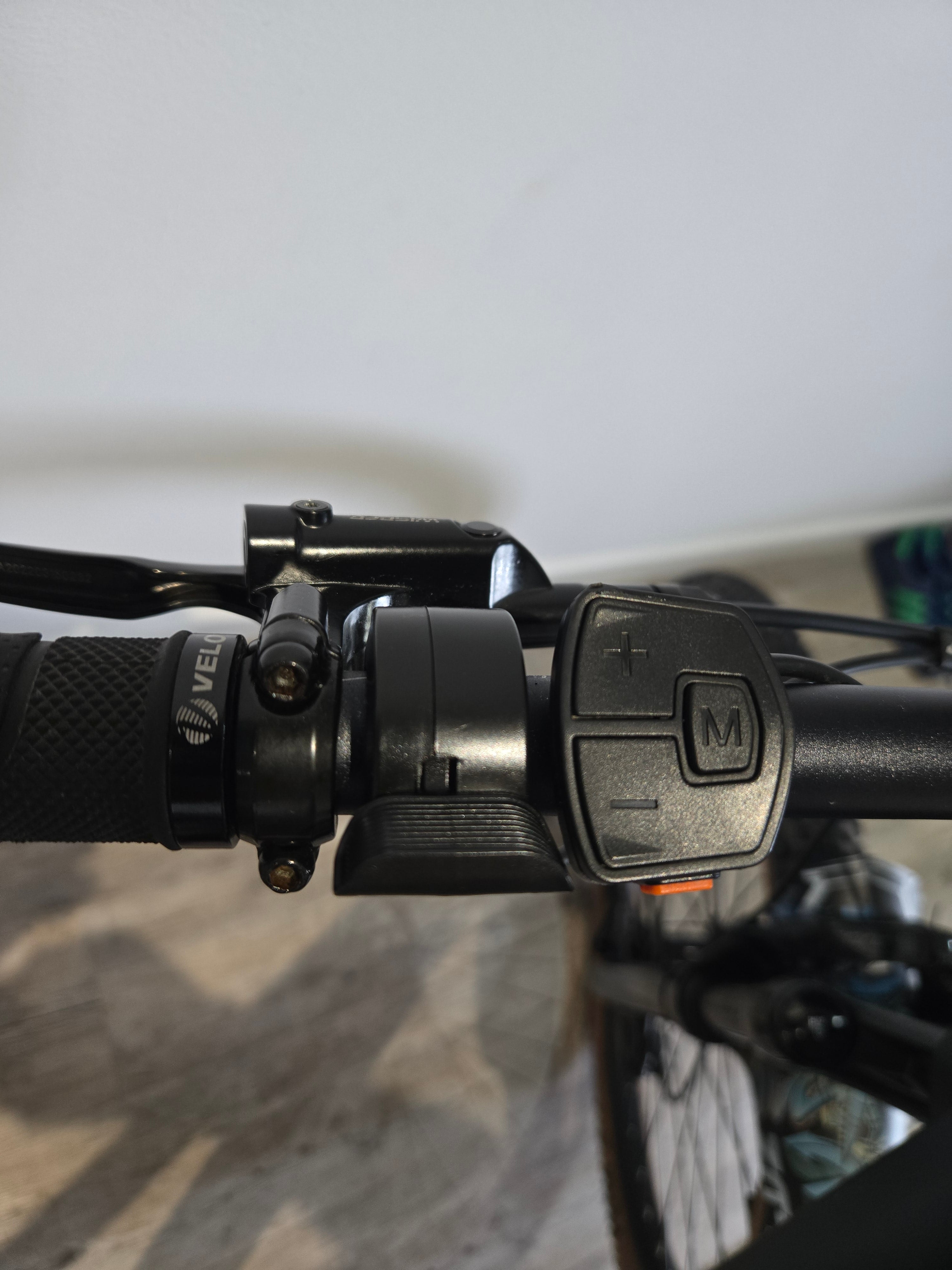 Wisper Tailwind Trail Crossbar (2024)