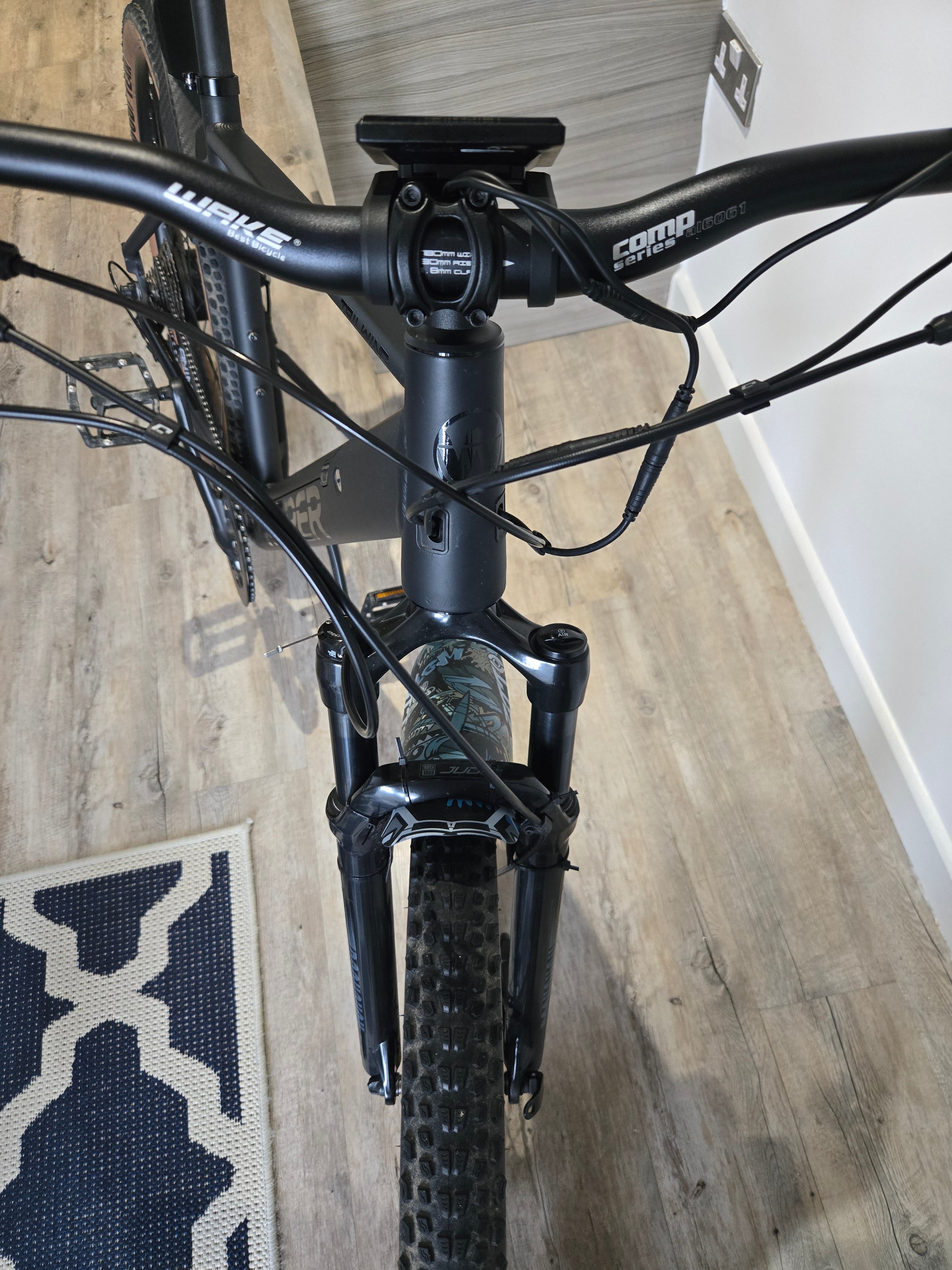 Wisper Tailwind Trail Crossbar (2024)