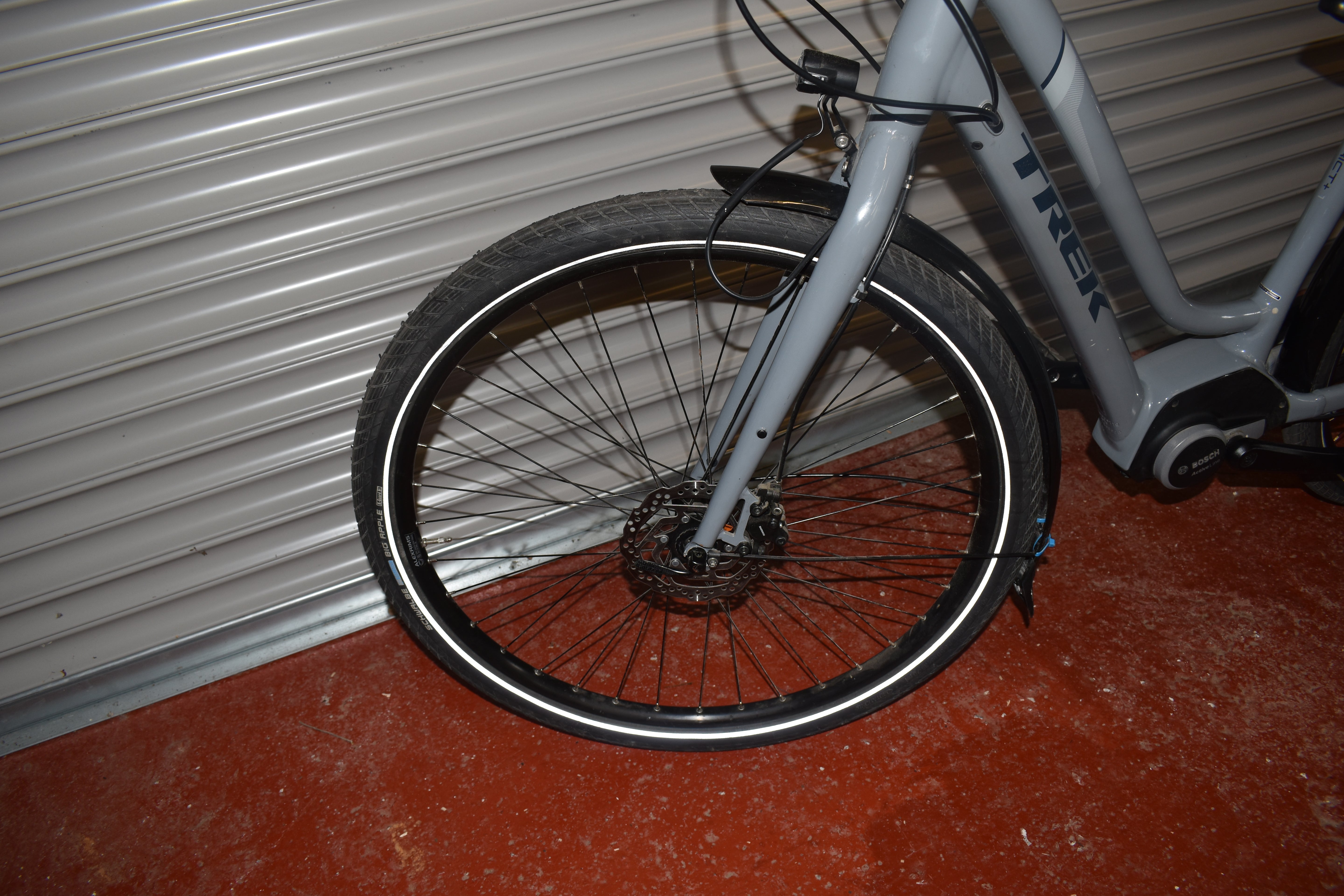 Trek District+ 1 Mid Step (2020)