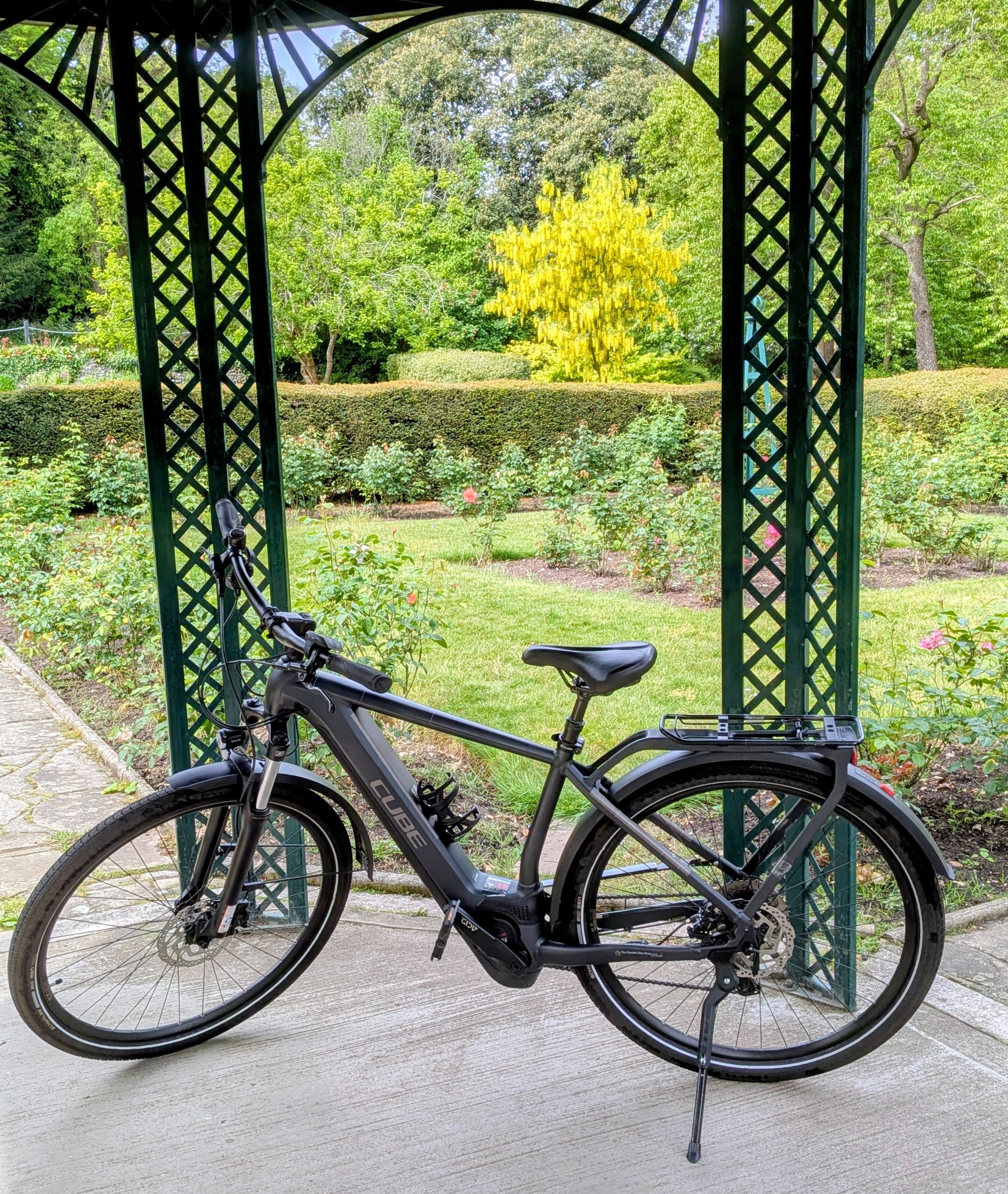 Cube Kathmandu Hybrid One 500 (2022)