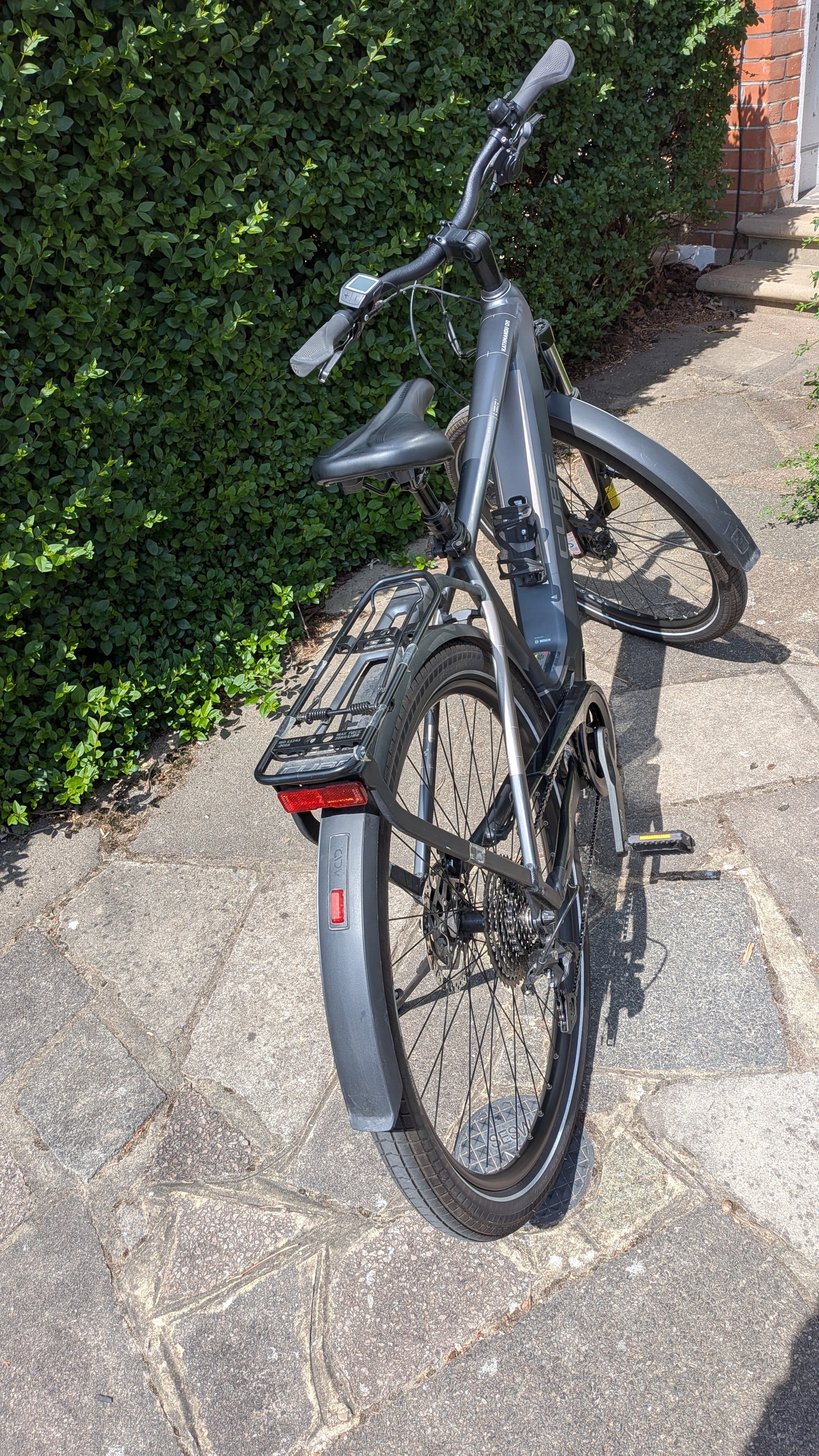 Cube Kathmandu Hybrid One 500 (2022)