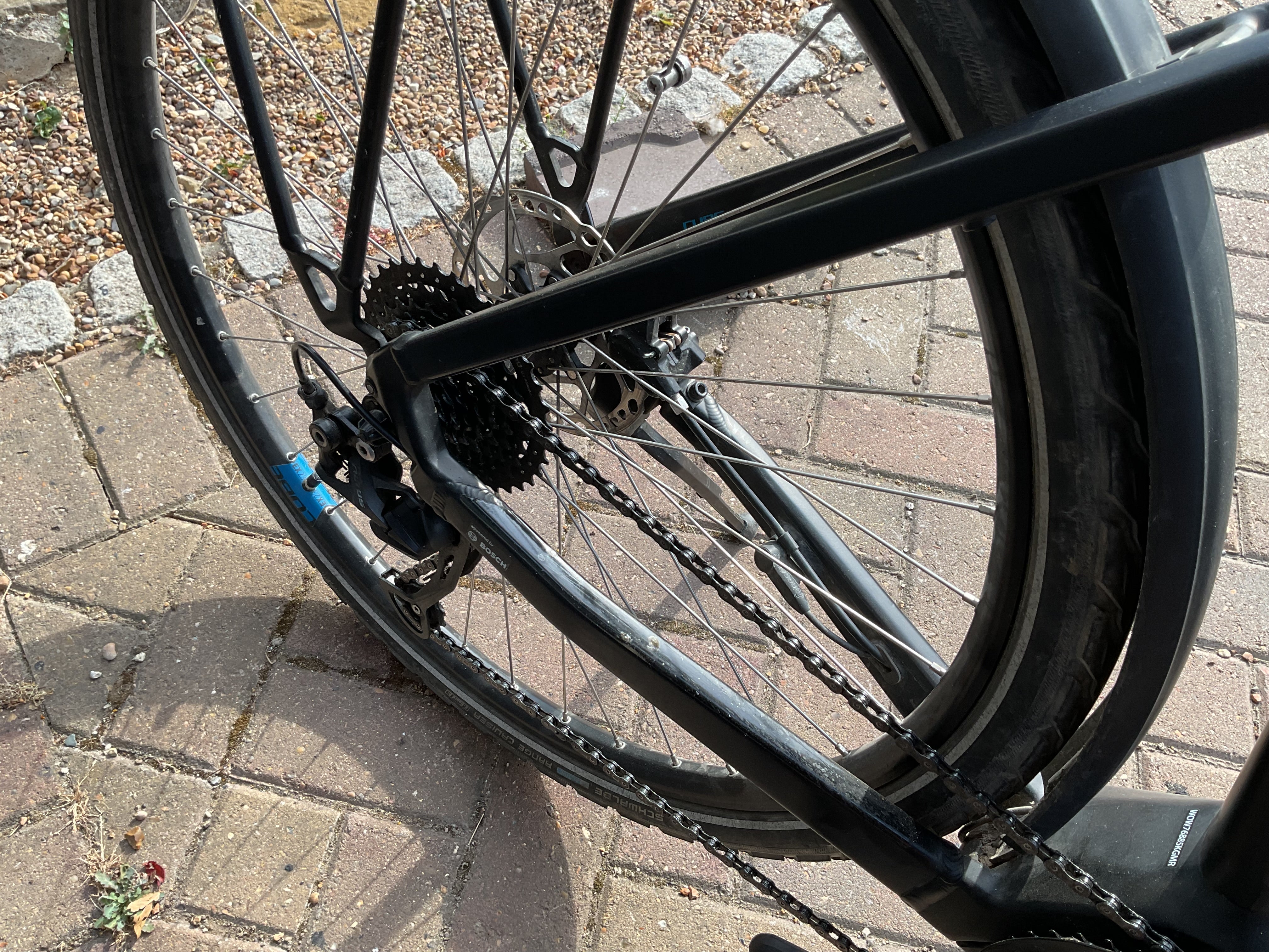 Cube Touring Hybrid One (2020)