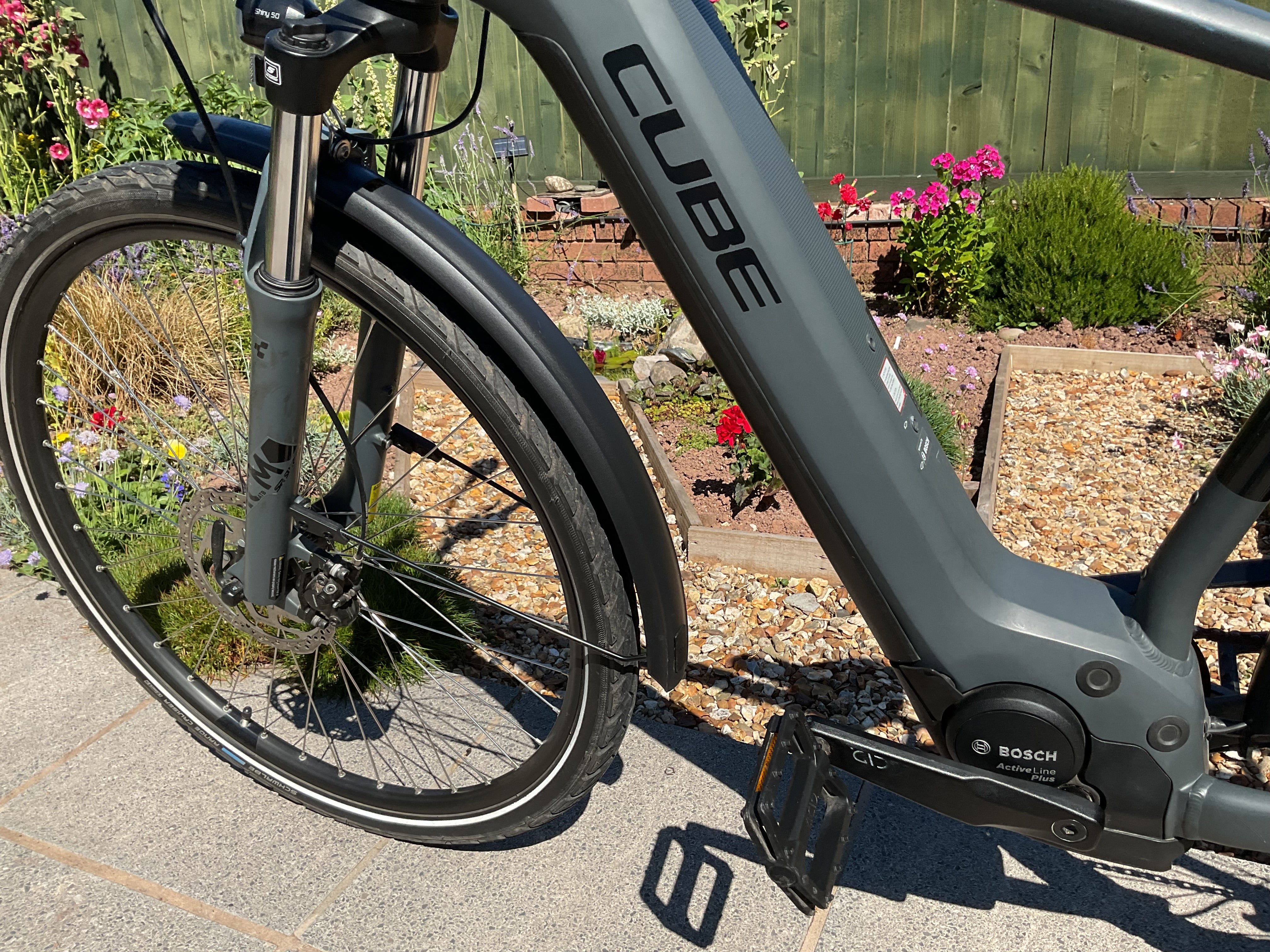 Cube Touring Hybrid One 400 (2020)