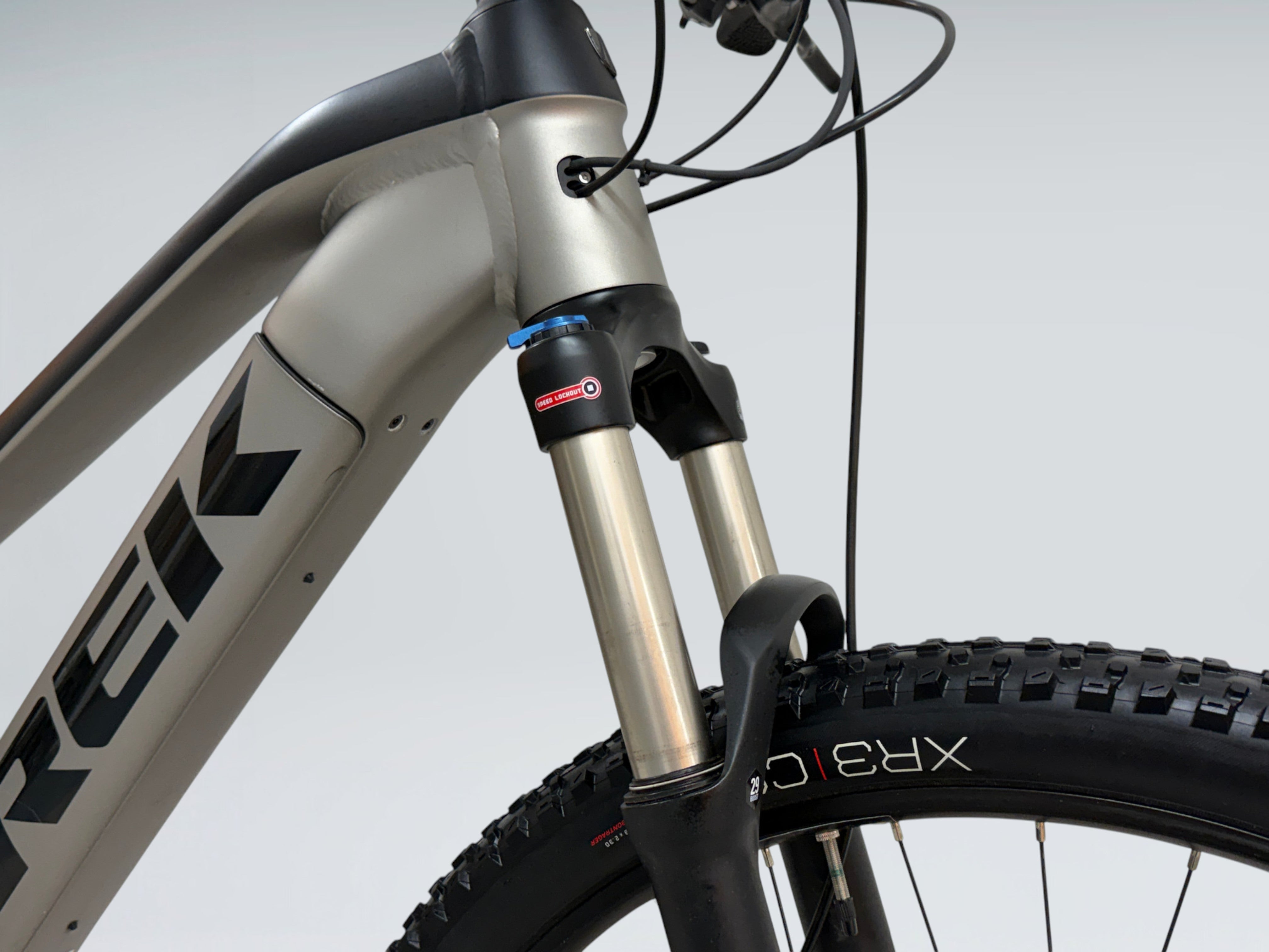 Trek Powerfly FS 4 (2022)