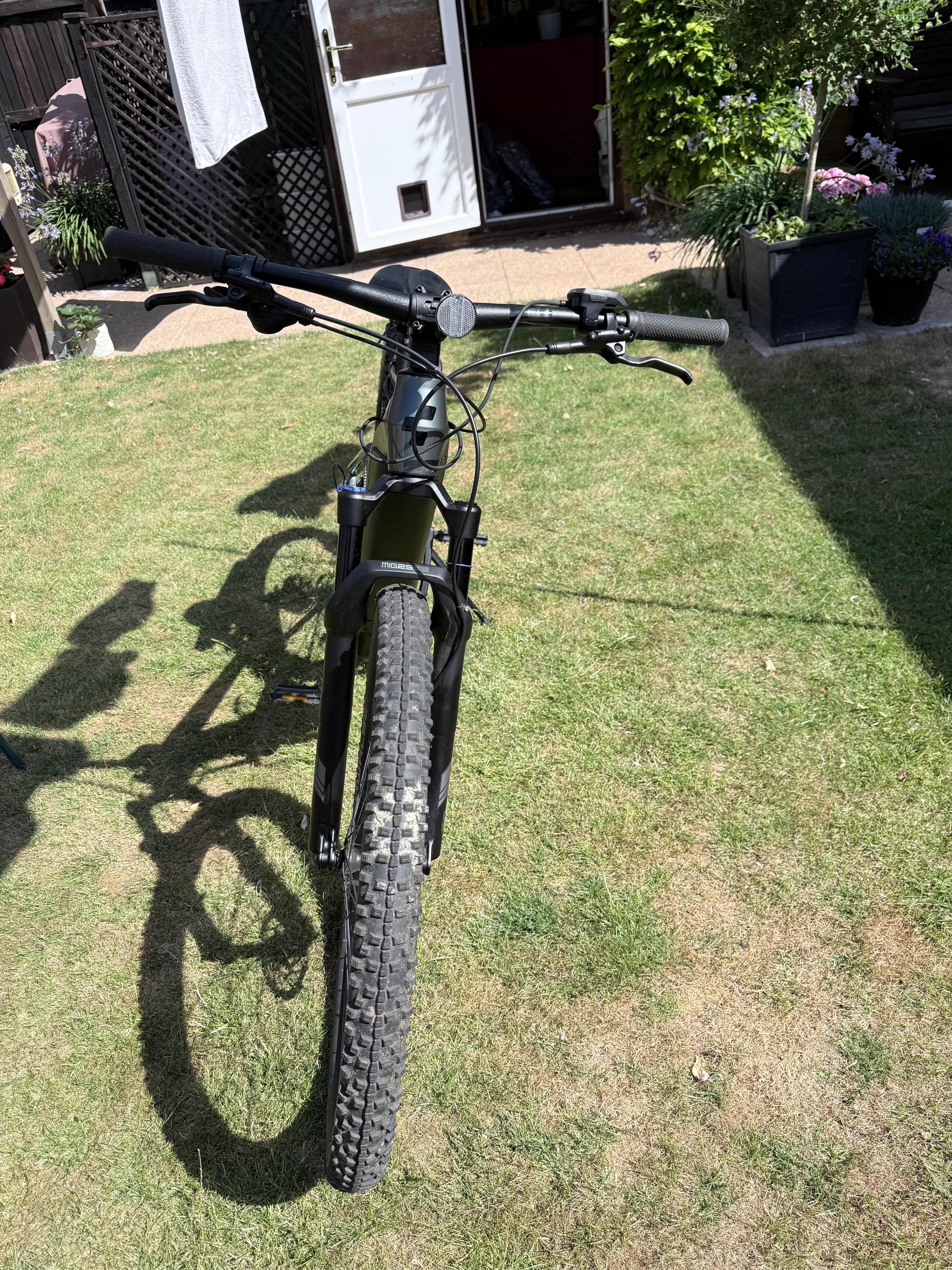 Cube Reaction Hybrid Pro 500 (2022)