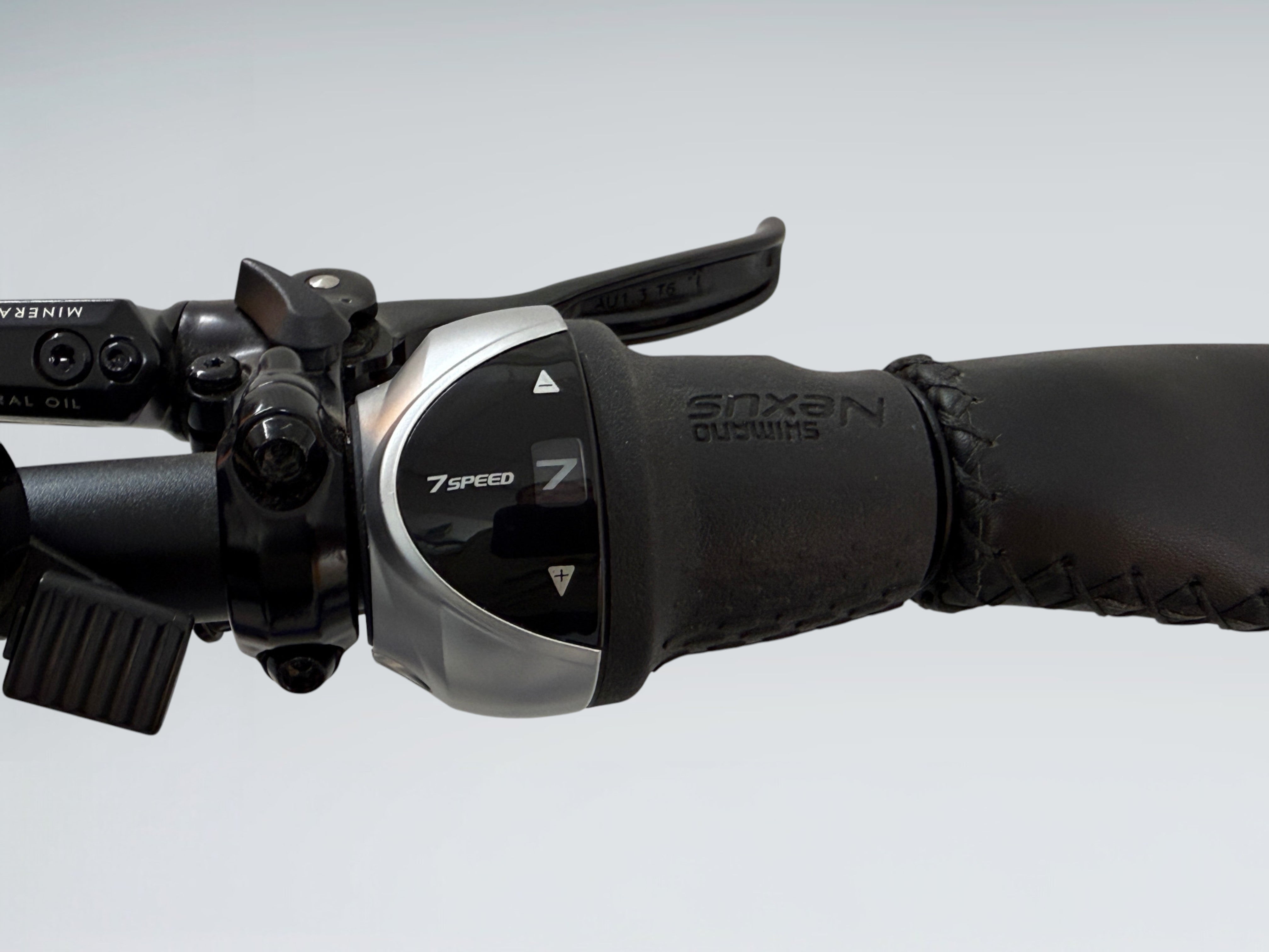 Jorvik Elite JET-E2 Dual Battery (2024)
