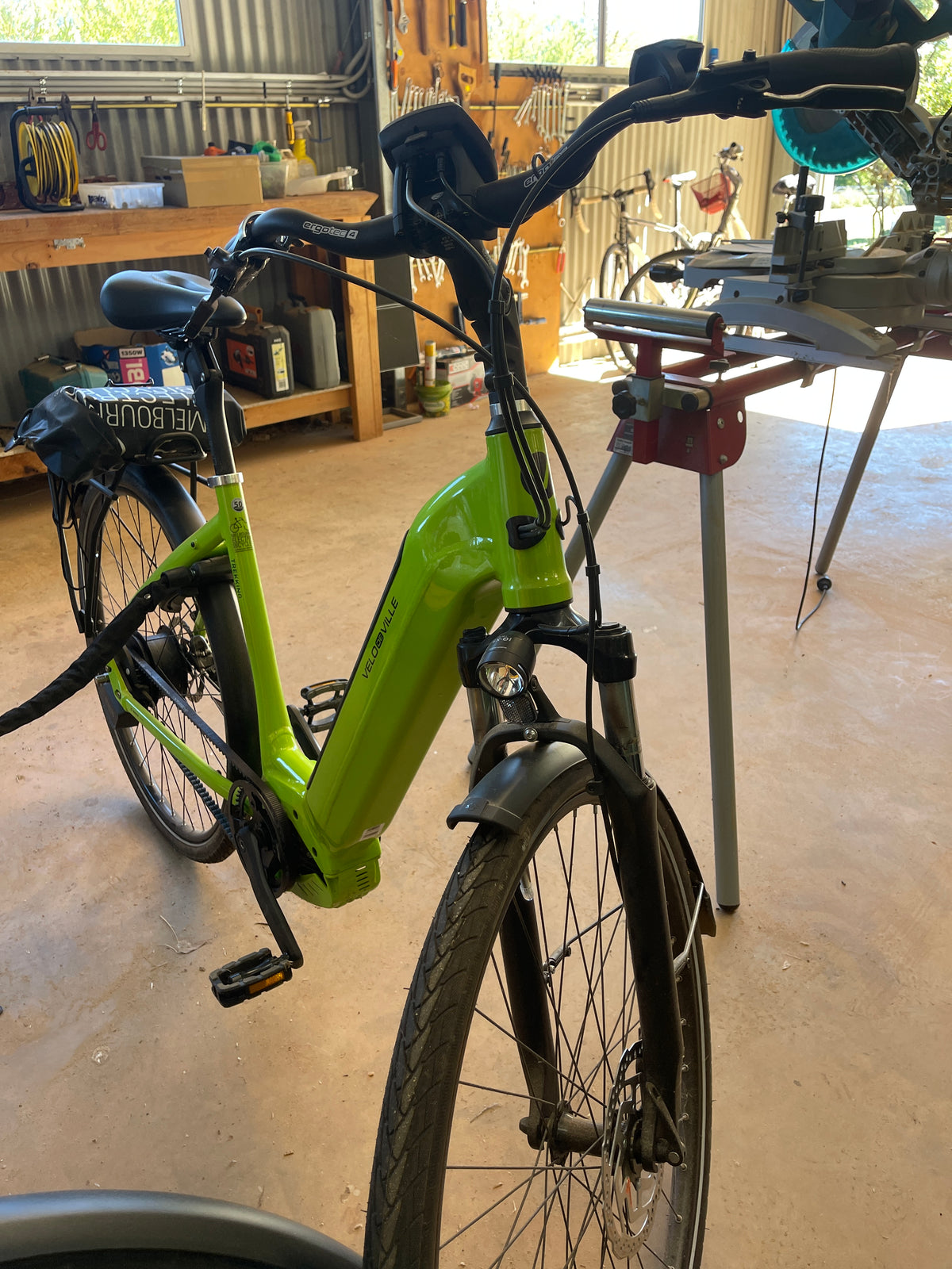 Velo de Ville AEB 990 Enviolo TR (2022)