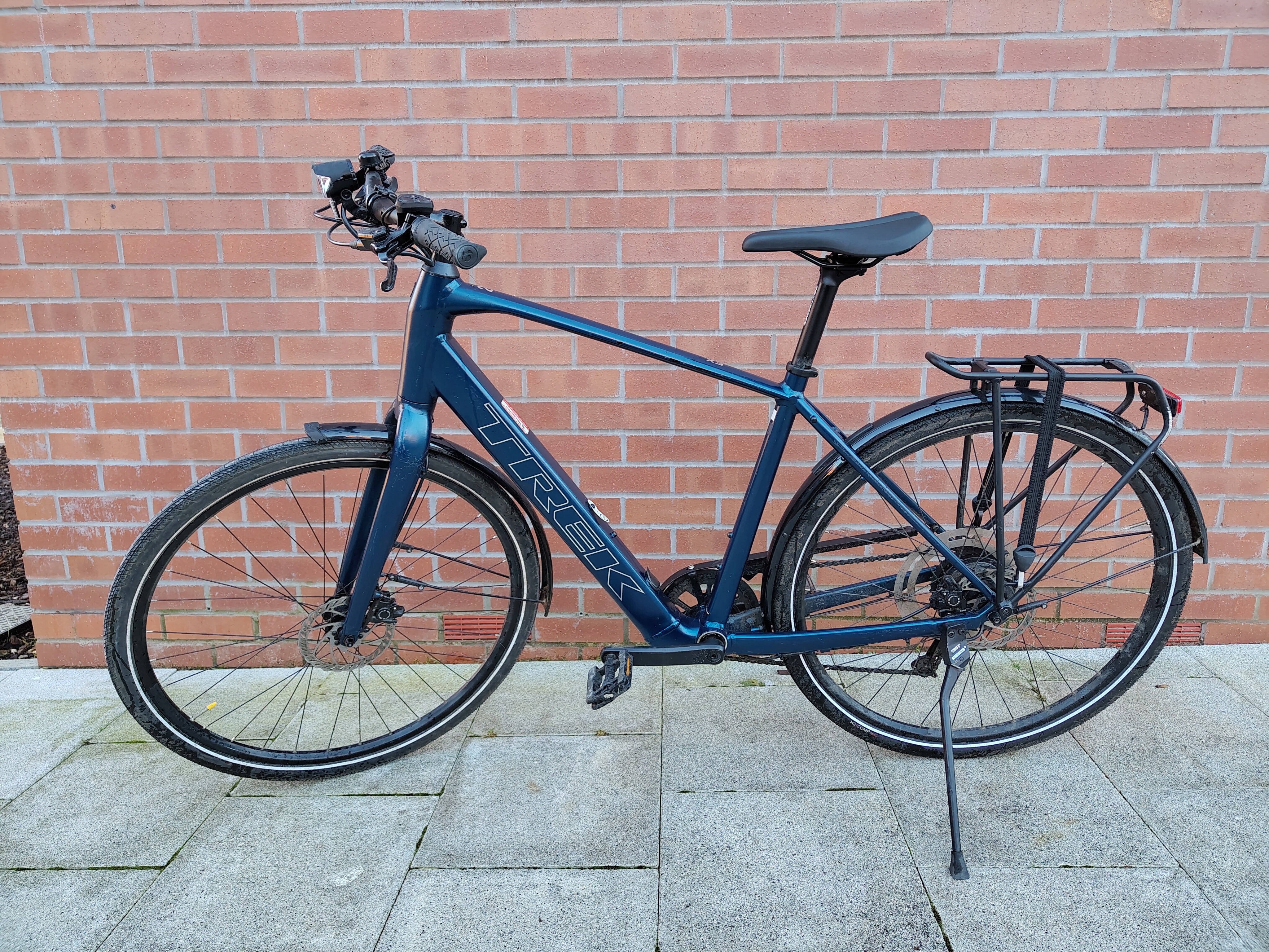 Trek FX+2 (2022)