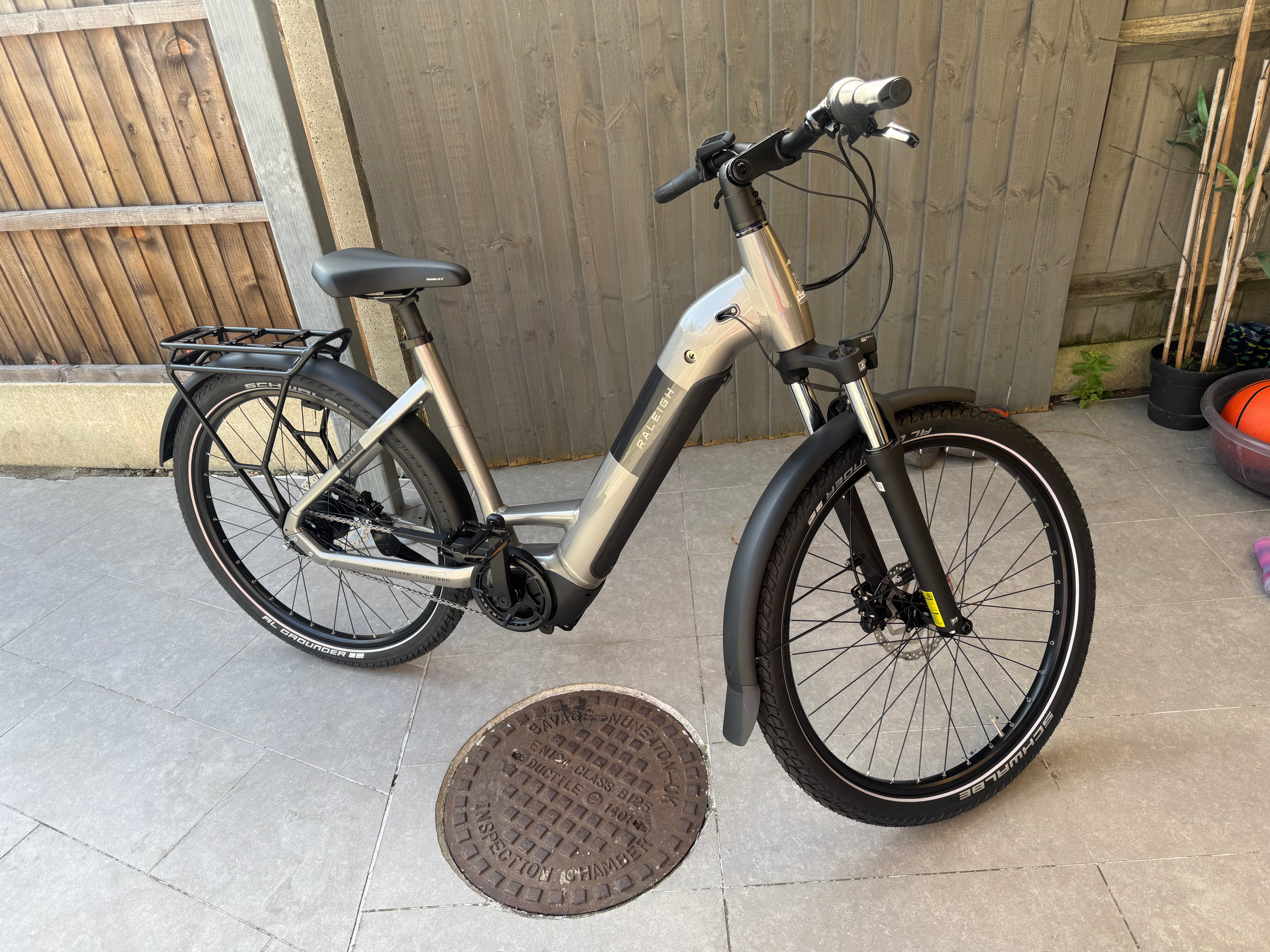 Raleigh Novus Hub (2026)