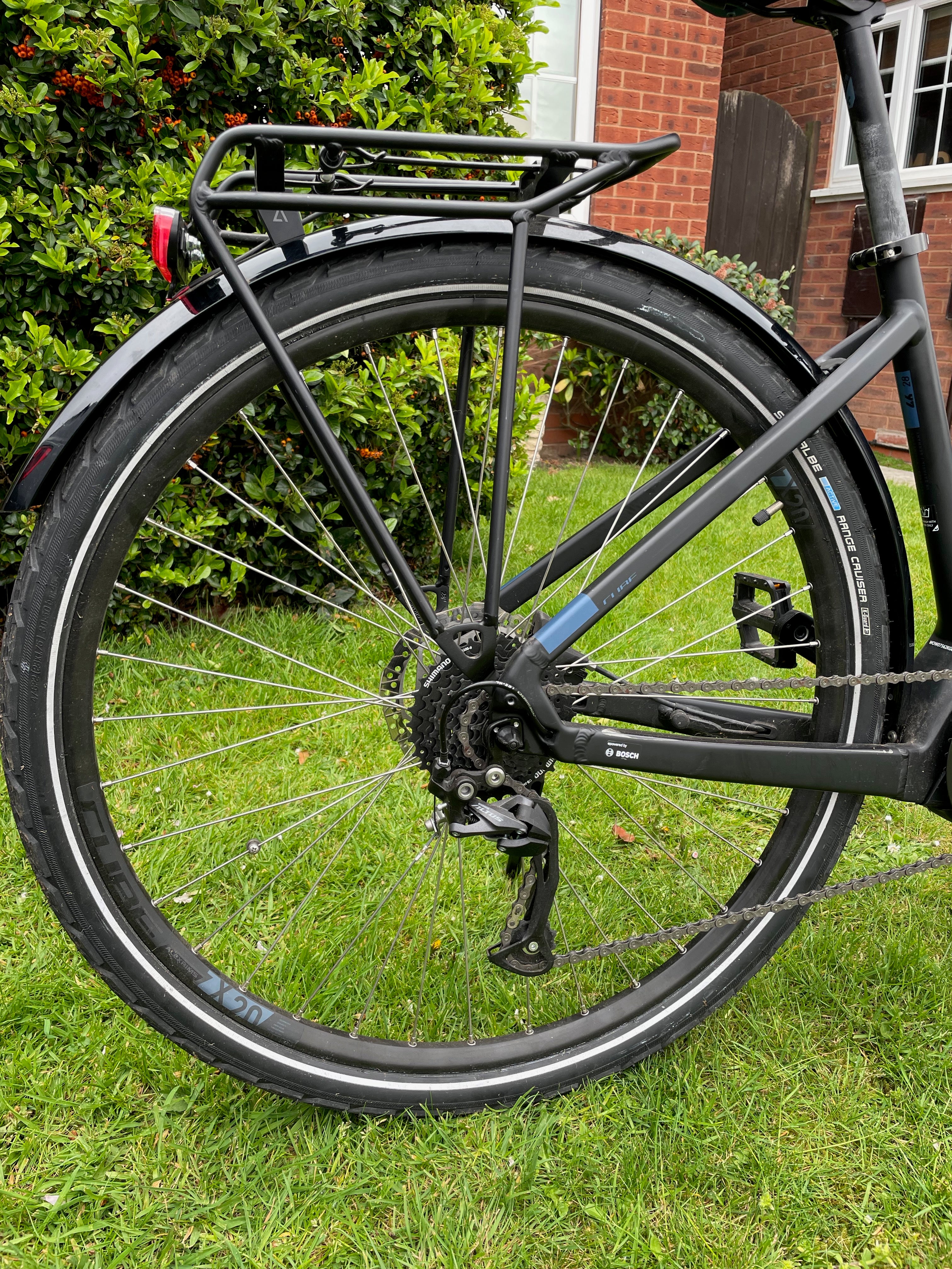 Cube Touring Hybrid One 400 (2019)