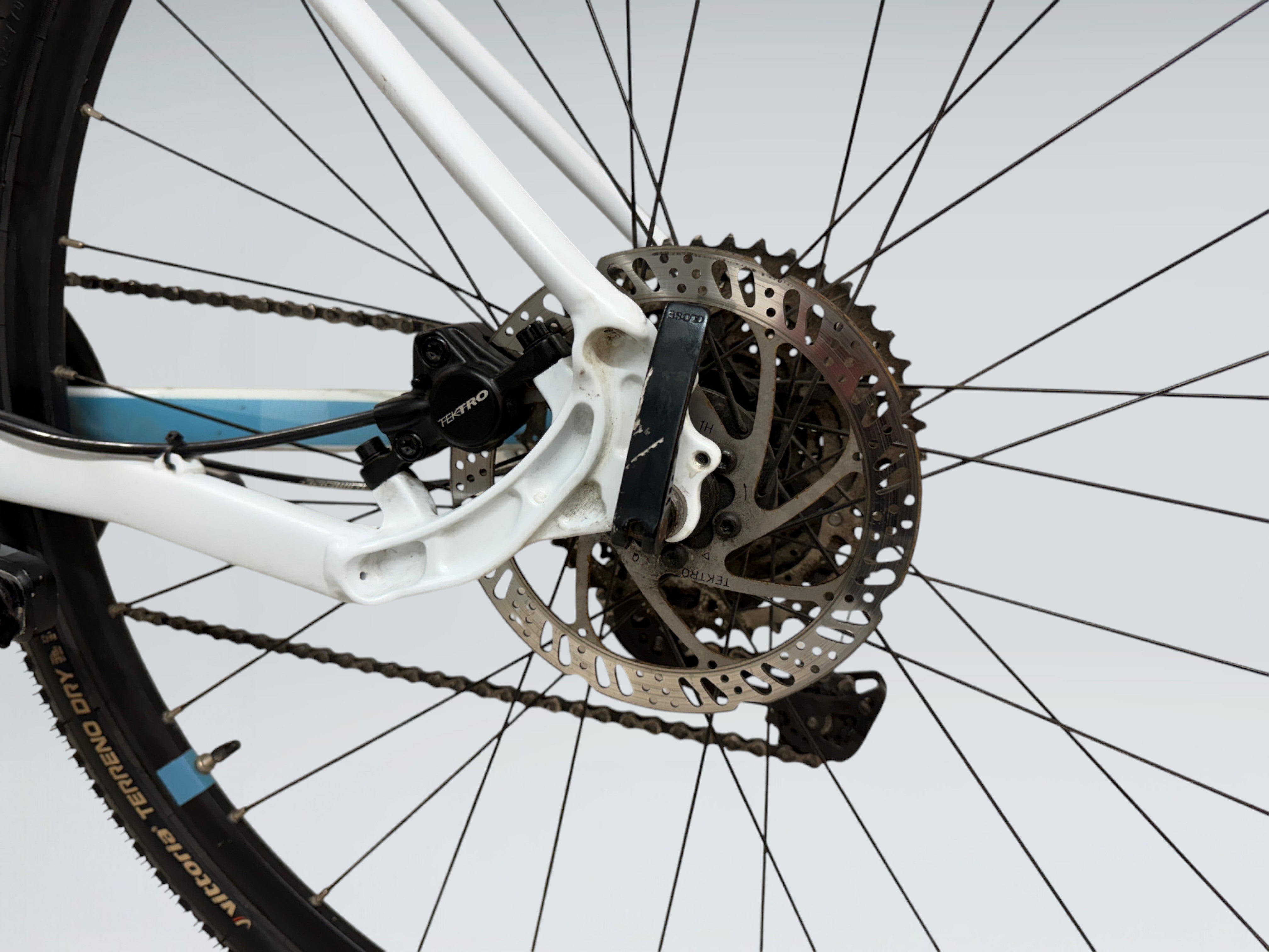 Boardman HYB 8.9e Womens (2021)