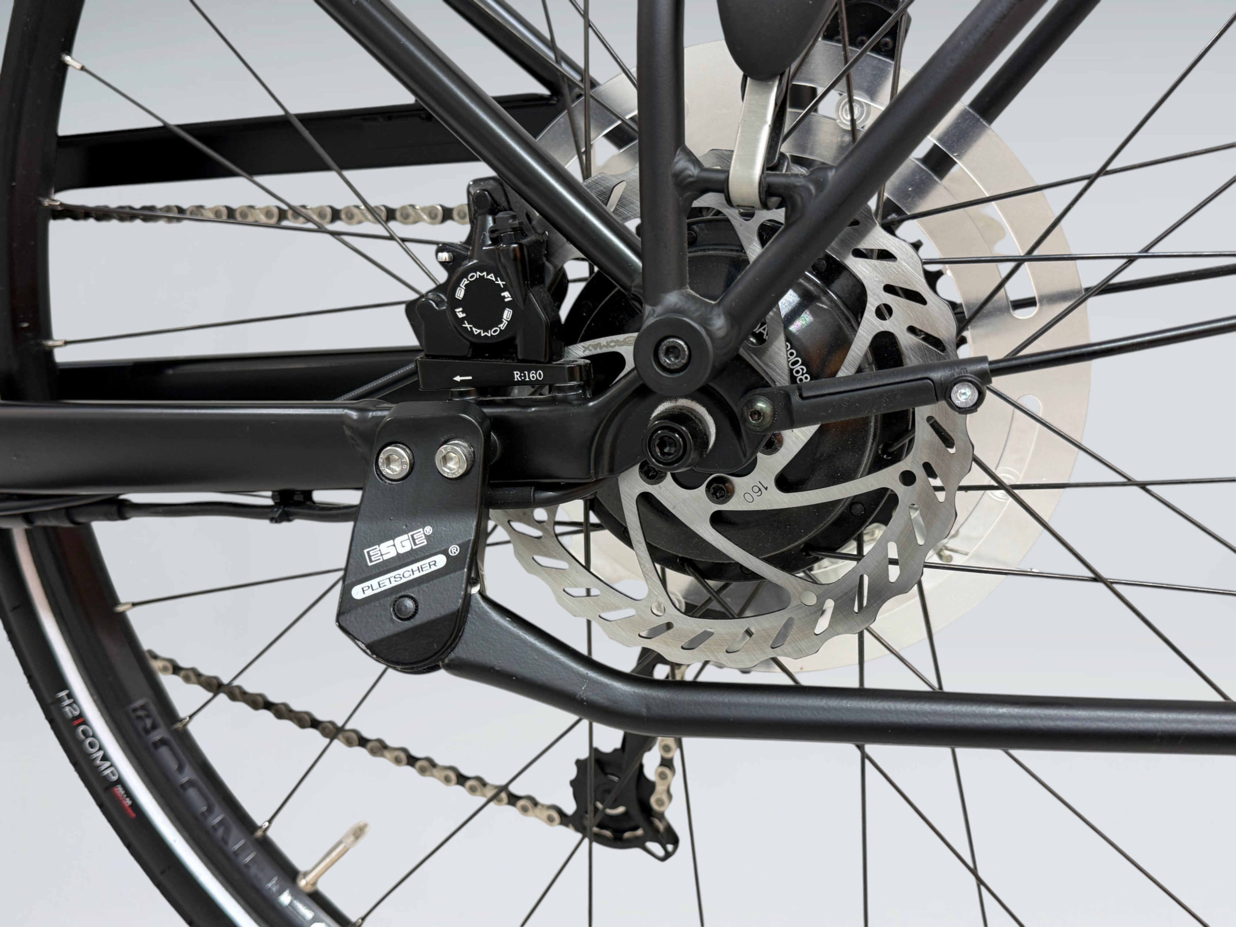 Trek FX+ 2 (2022)