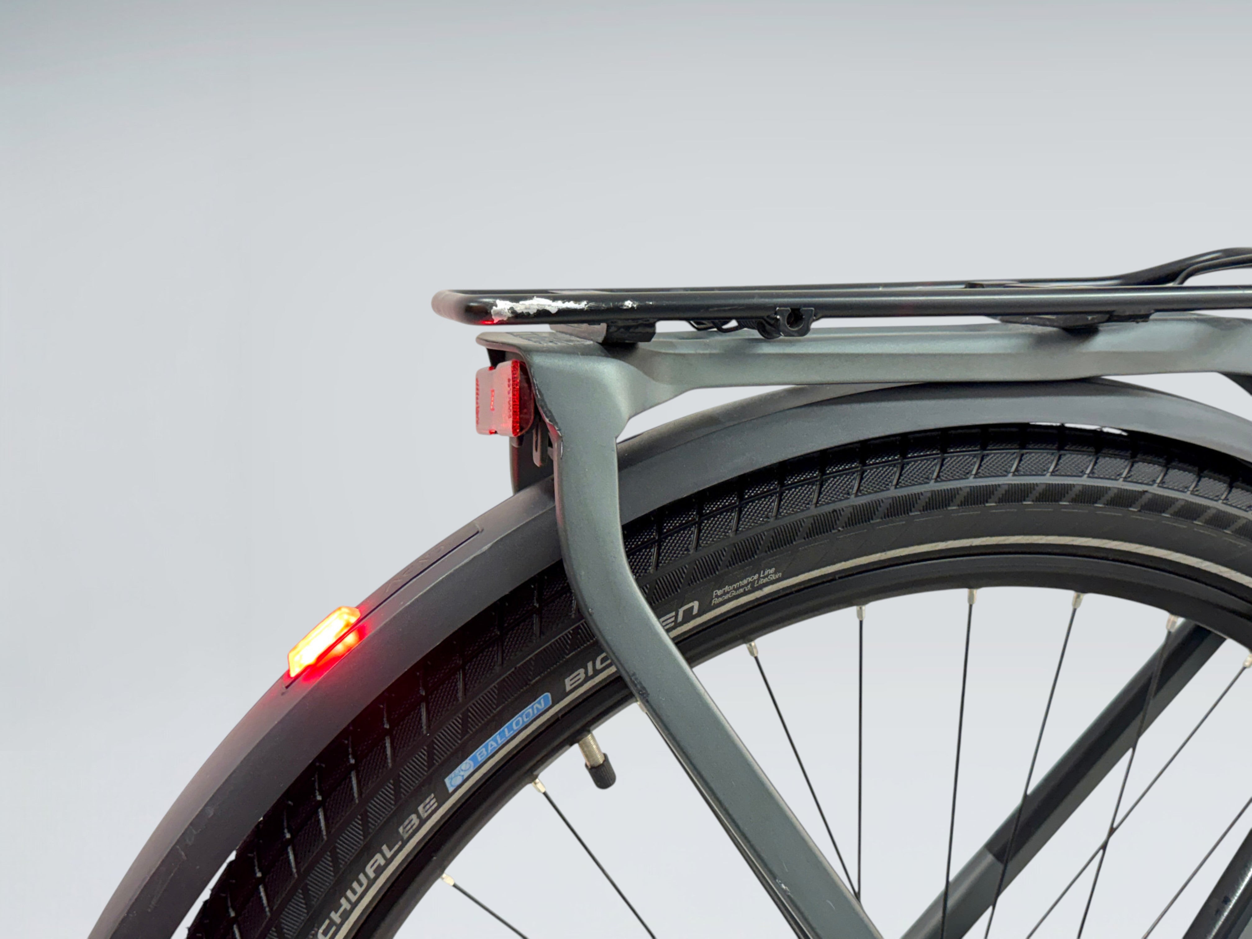 Cube Kathmandu Hybrid Pro 625 (2022)