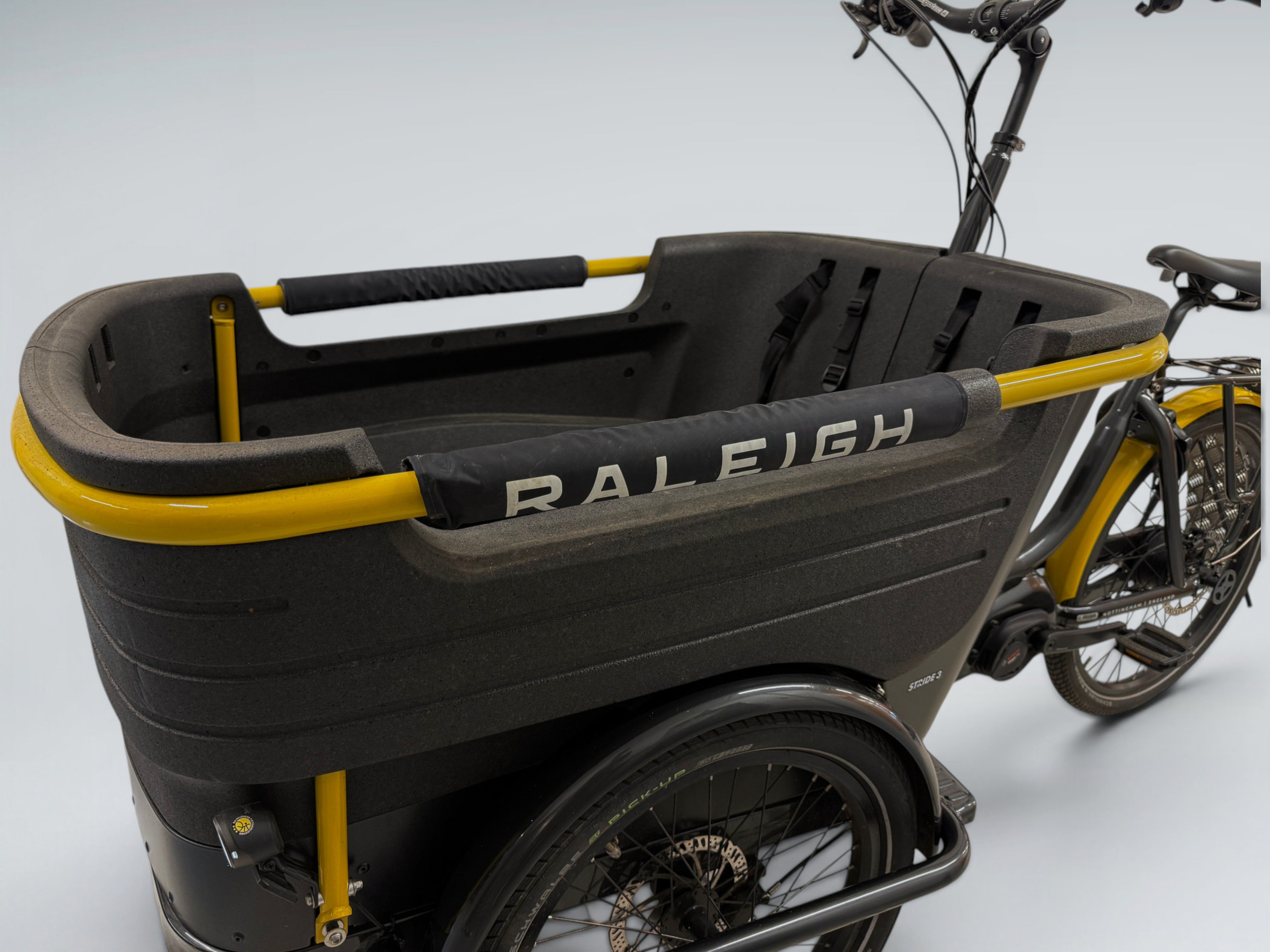 Raleigh Stride 3 (inc Rain Cover)