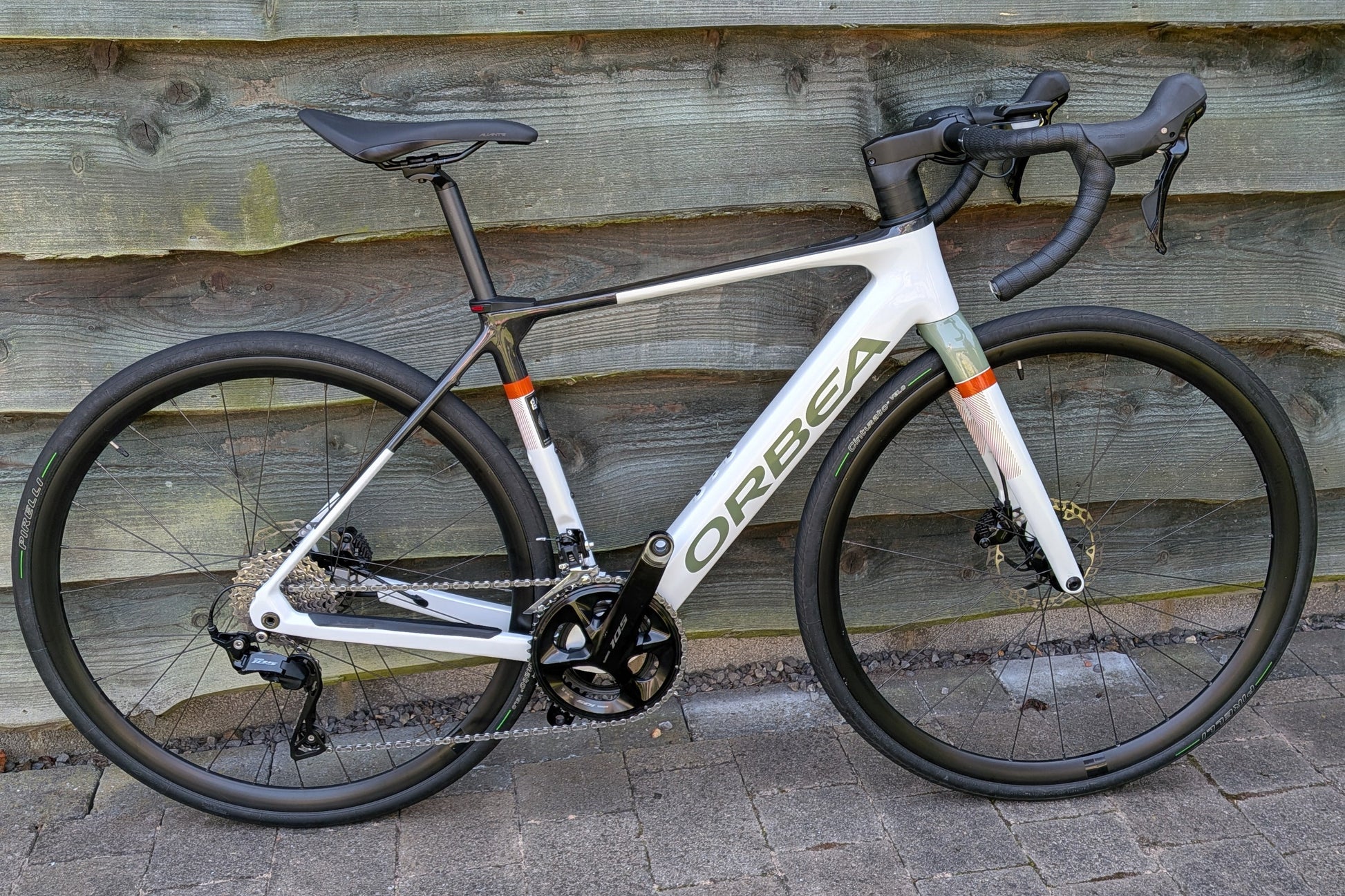 orbea e gravel bike 2024 Orbea Gain M30 (2024) – eBikeBuyer.com